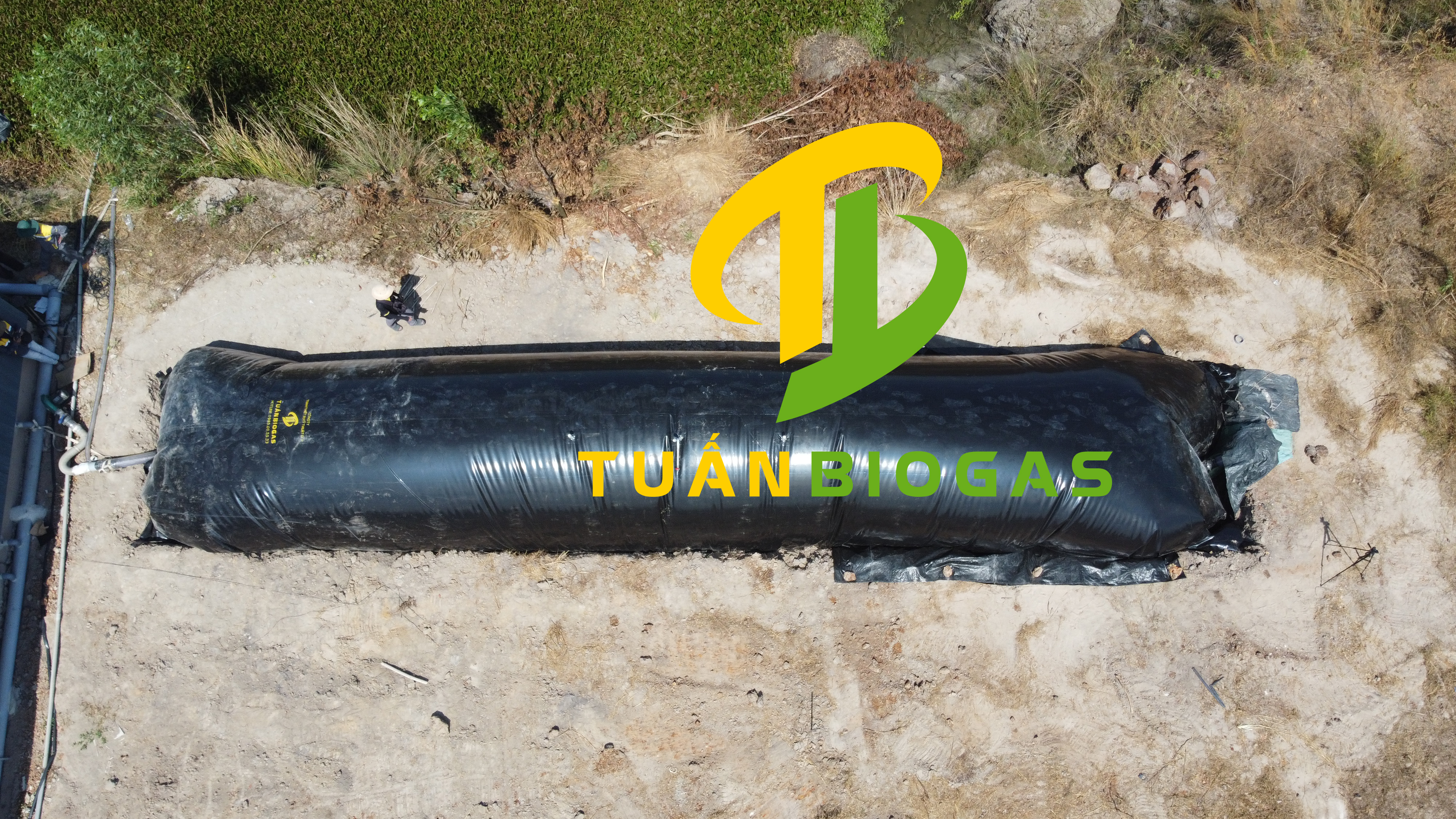 Hình ảnh thực tế túi biogas 30 khối căng phồng tại trại heo